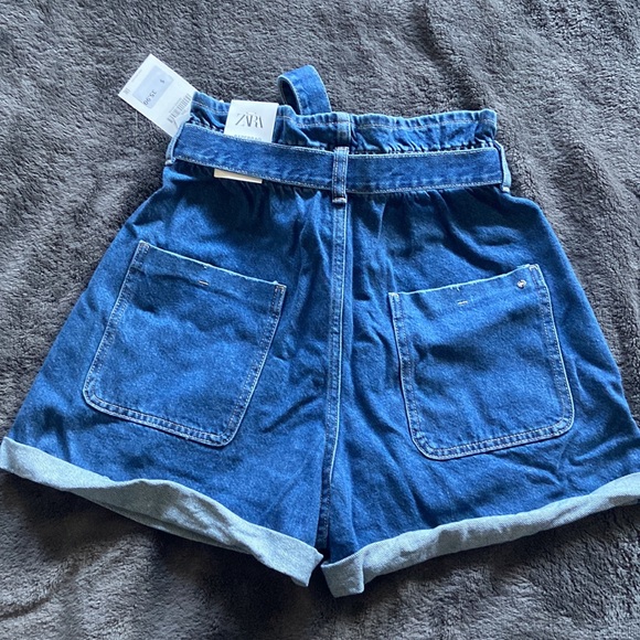 Zara Denim Paper Bag Shorts - size 10 - brand new - Picture 2 of 4